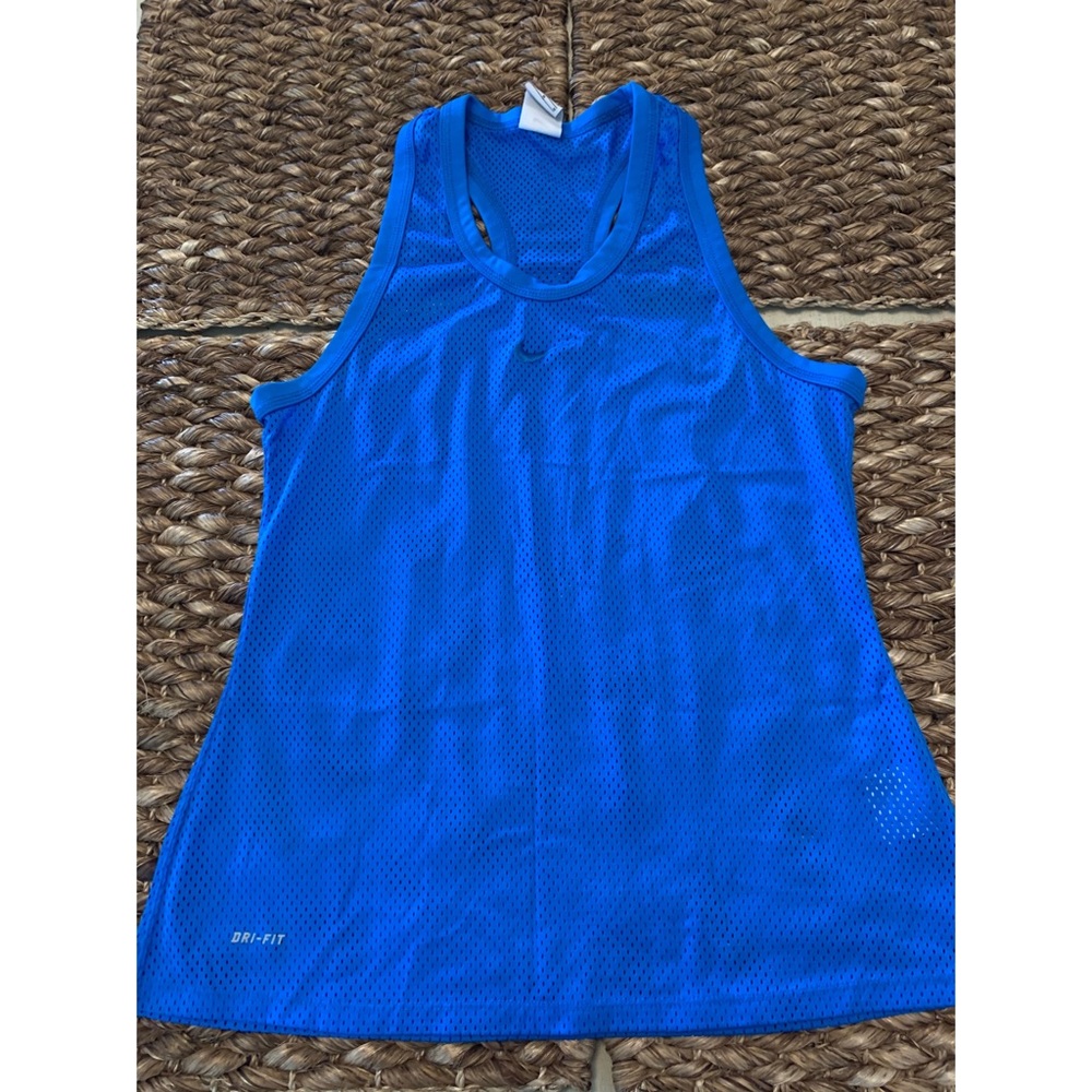 Nike athletic tank